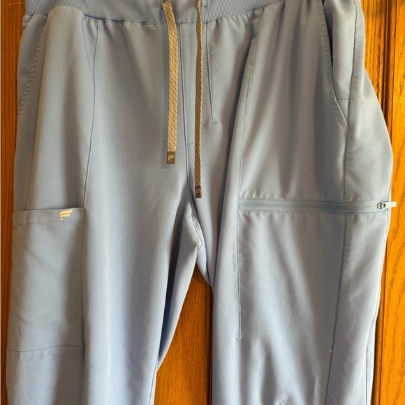 Fabletics Light Blue Top - Picture 5 of 5